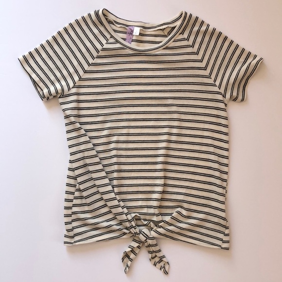 Alya Tops - Tie Front Tee